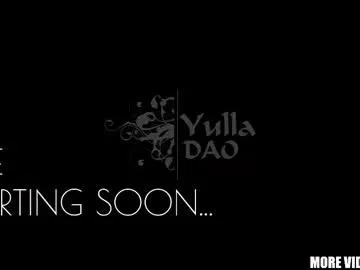 Yulladao from Chaturbate