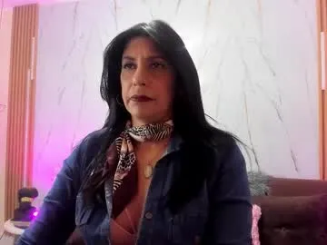 Zamanthaa__ from Chaturbate