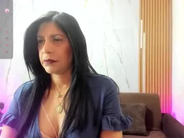 Zamanthaa__ from Chaturbate