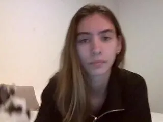 Alma_queen from Flirt4Free