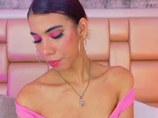 Bella_harperr from Flirt4Free