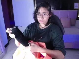 Lilii_gomez from Flirt4Free
