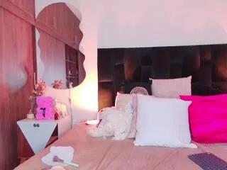 Samara_jhonsonn from Flirt4Free
