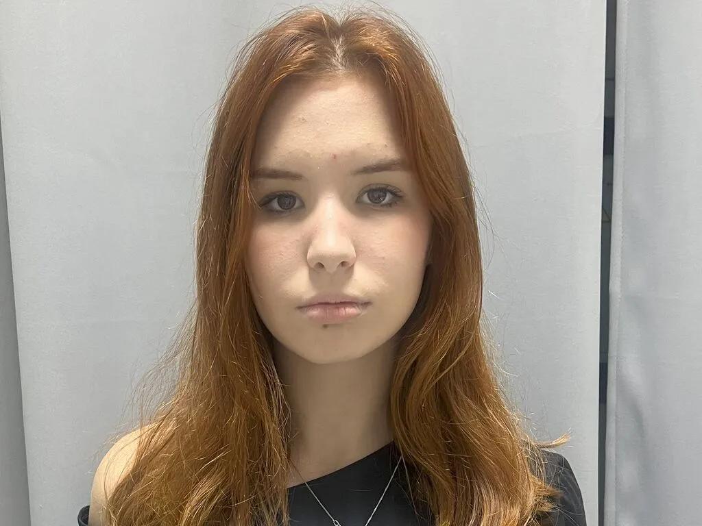 AnnaMalon from LiveJasmin