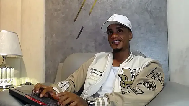 AaronCruz_ from StripChat