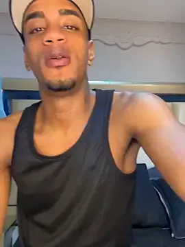 AaronCruz_ from StripChat