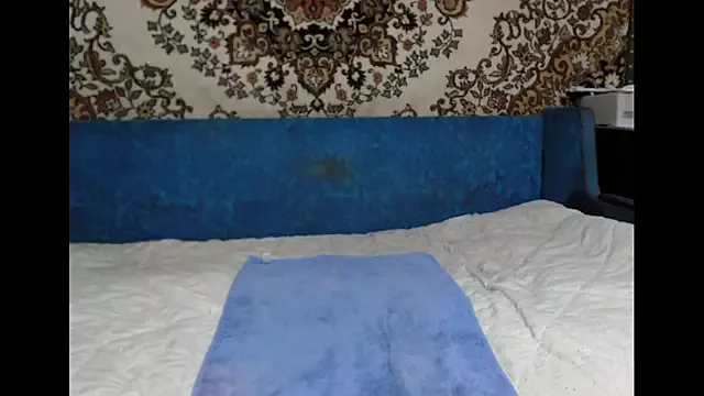 AlanStrongs from StripChat