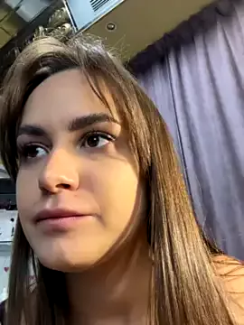 AllaTousNew from StripChat