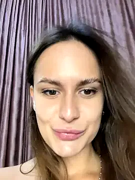 AllaTousNew from StripChat