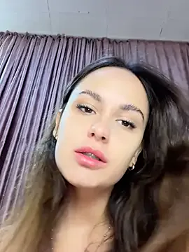 AllaTousNew from StripChat