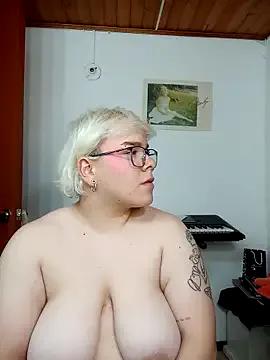 Amalia_love from StripChat