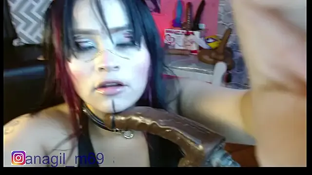 AnagilBDSM from StripChat