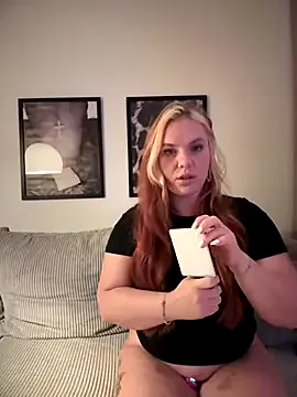 AnjaAmelia from StripChat