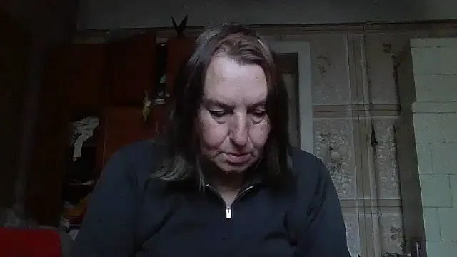 AnnaLive570 from StripChat