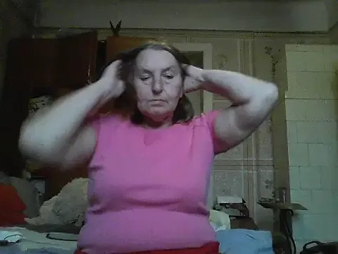 AnnaLive570 from StripChat