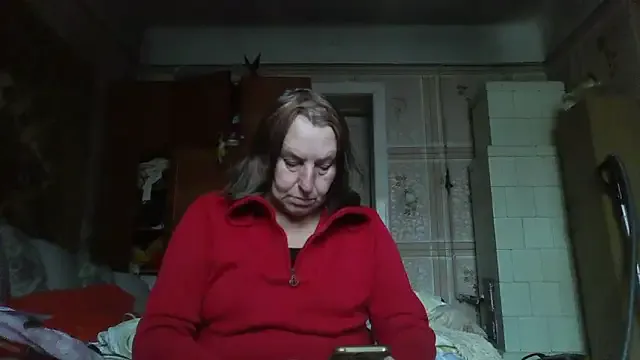 AnnaLive570 from StripChat