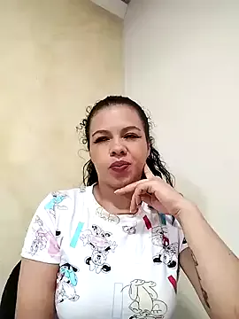 Ariana-07 from StripChat