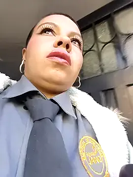 Ariana-07 from StripChat