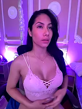 ArianaReynoldss from StripChat