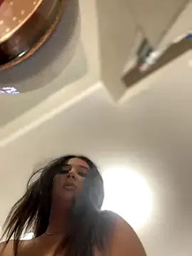 Babyyboomm from StripChat