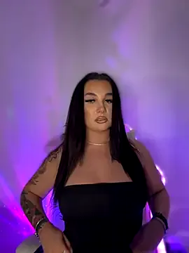 Babyyboomm from StripChat