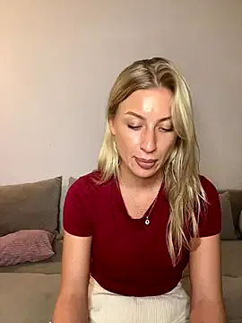 Belle98 from StripChat