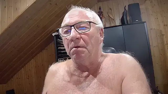 Biggandybig from StripChat