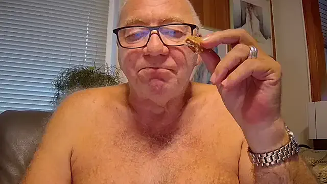 biggandybig from StripChat