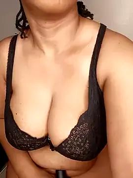 Boobsnipplian from StripChat