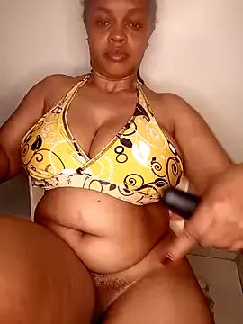 Boobsnipplian from StripChat