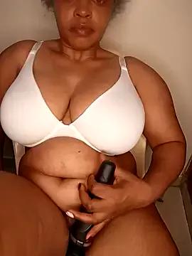 Boobsnipplian from StripChat