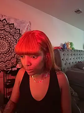 Butterflybootyy from StripChat