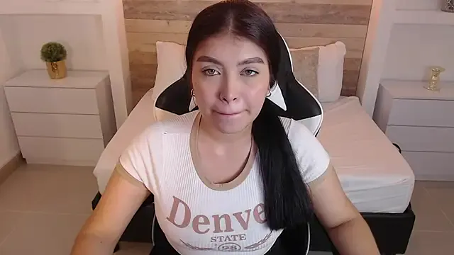 Carriepink_ from StripChat