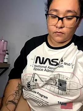 CinnamonCookiez from StripChat