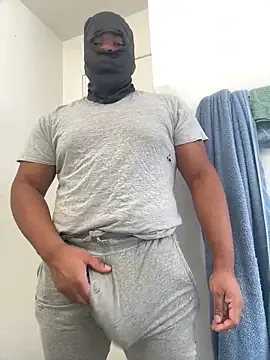 Daddythiccklegg from StripChat