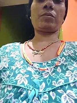 Dollguriya from StripChat