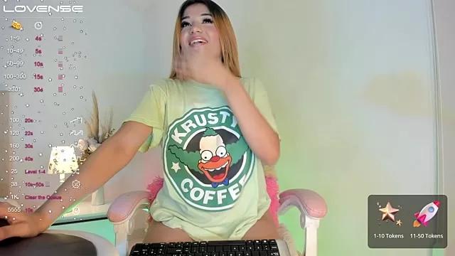 Emma_Thompsson from StripChat