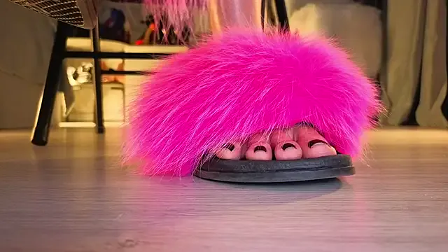 Feet_Heelss from StripChat