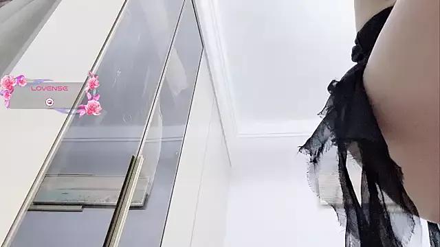 Feifei-love from StripChat