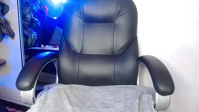 Gasaiusagi_golden from StripChat