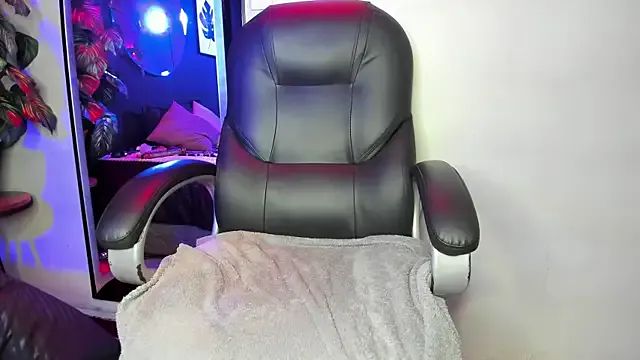 Gasaiusagi_golden from StripChat