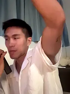 Gooodboiii from StripChat