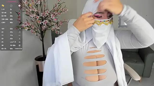 Hana_falak from StripChat