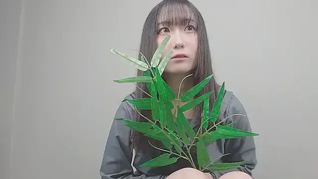 Hanna_18_cute from StripChat