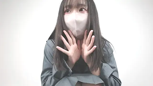 Hanna_18_cute from StripChat