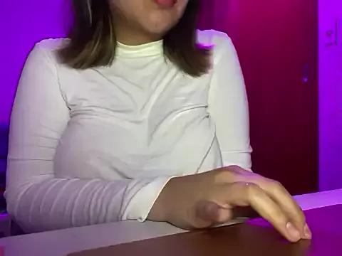 Hannahcdmx from StripChat
