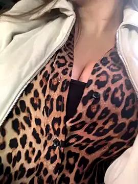 HannaJohnson from StripChat