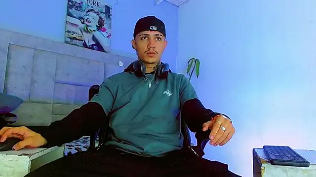 HannibalLester from StripChat