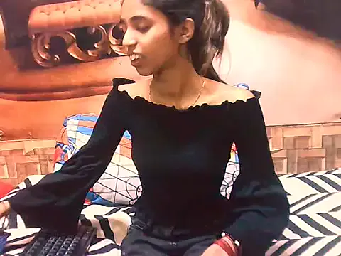 IndianSexySlender from StripChat