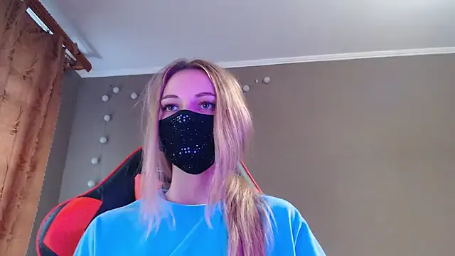 Iris_lave from StripChat